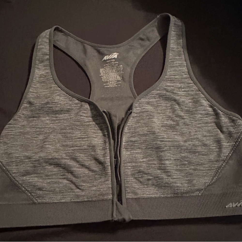 Avis Women's Gray Sports Bra